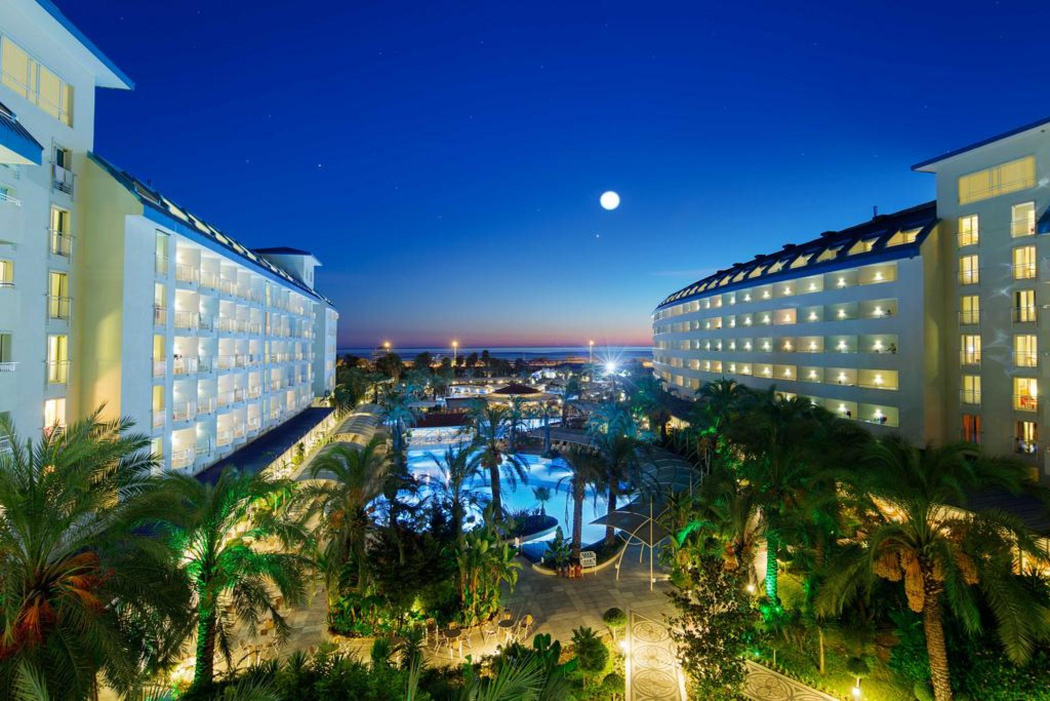 Crystal Admiral Resort Suites & Spa Kızılot Esterno foto