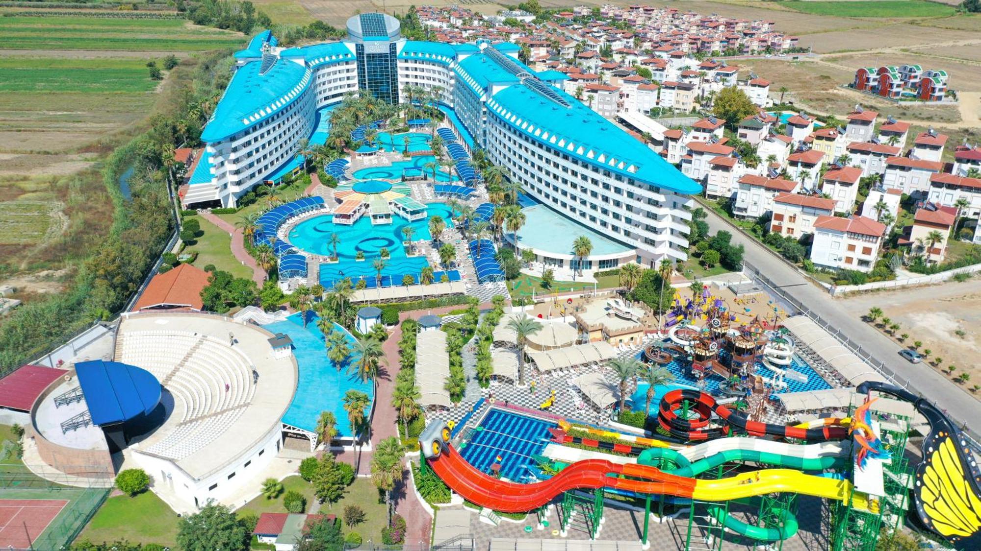 Crystal Admiral Resort Suites & Spa Kızılot Esterno foto